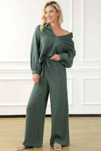 Load image into Gallery viewer, Apparel: Collared Neck Top and Drawstring Pants Set - V I R C I É
